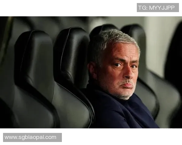 本菲卡欧冠四连败创历史最差开局 穆里尼奥下课危机加剧 施密特战术遭质疑 欧冠小组赛出线形势堪忧